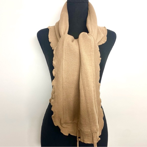 Accessories - Warm Fashion Woman’s beige scarf nwt